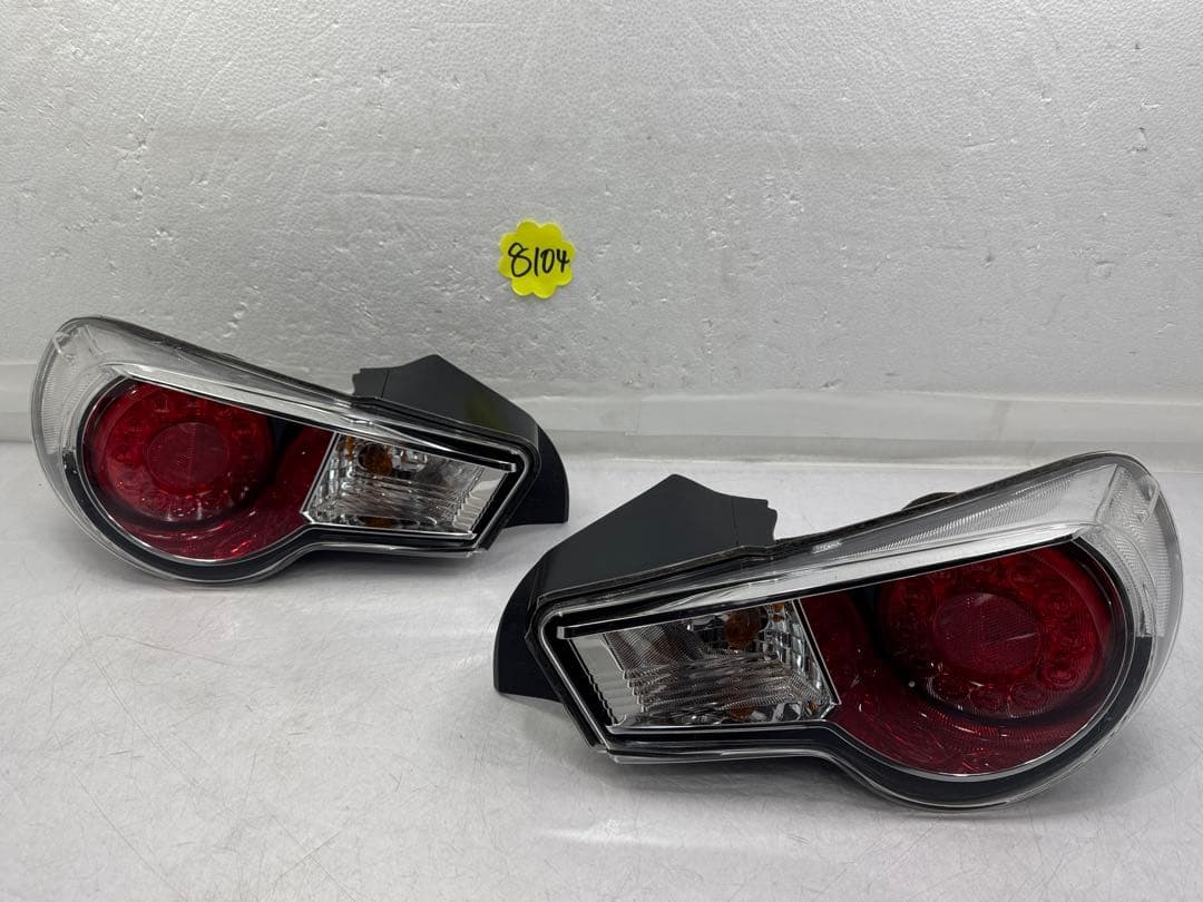 トヨタ 86 ハチロク ZN6 BRZ ZC6 純正 テールライト 左右セット