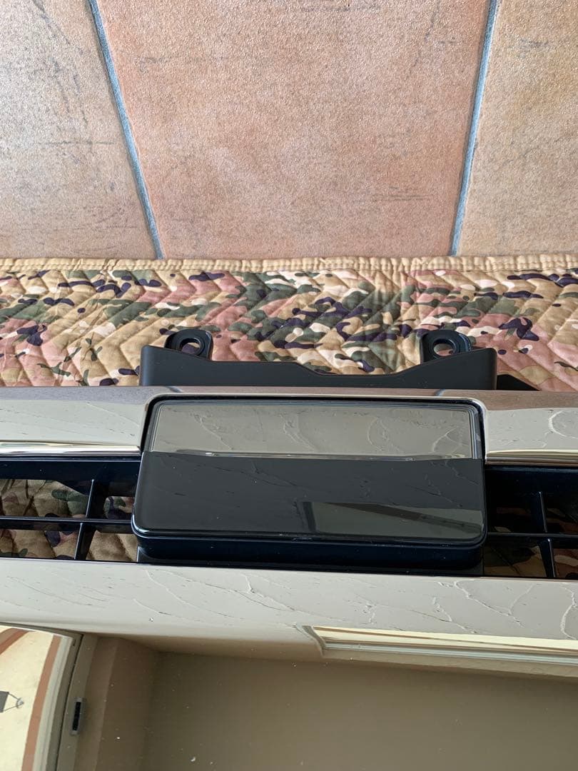 ハイエース 純正グリル TSS 付属 ダークプライム