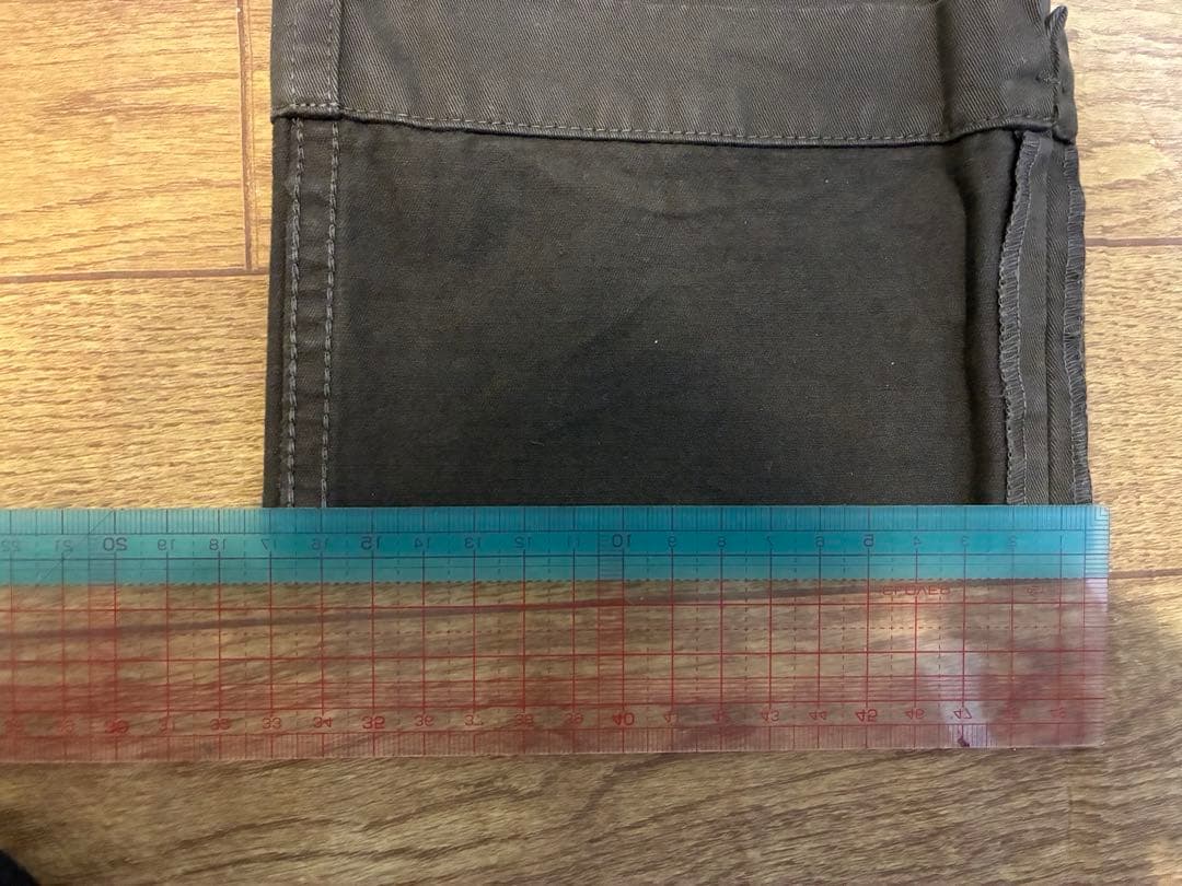 ドリスヴァンノッテン　オリーブ カーゴパンツ ポケット付き