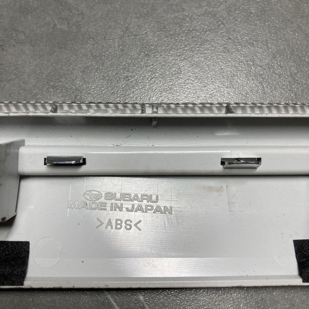 大人気　絶版・希少・美品　スバル オーナメントパネル シルバーカーボン&メッキ