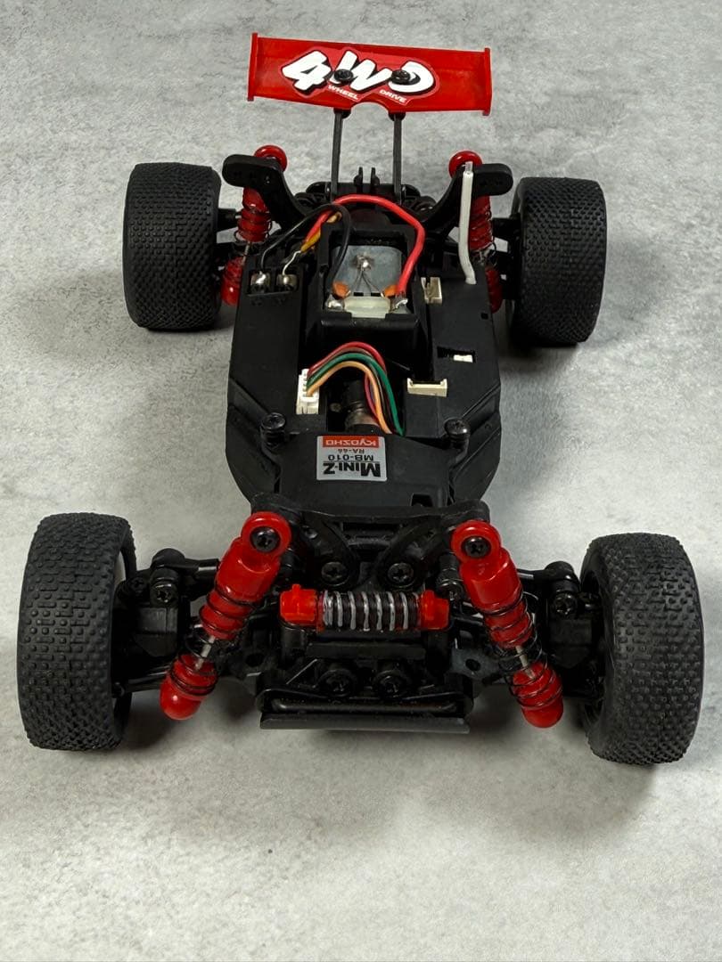 京商 ミニッツバギー MB-010 改造ミニ四駆ホットショットボディ付き