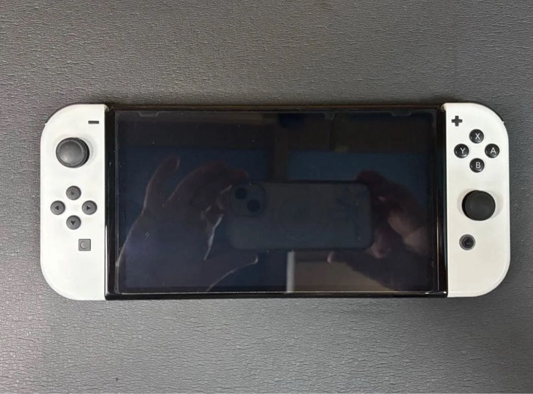 5月4日発送⭕️任天堂Switch有機ELモデル ホワイト オマケ付き