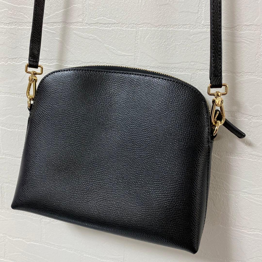 Pさん✩FURLA ブラックレザーショルダーバッグ