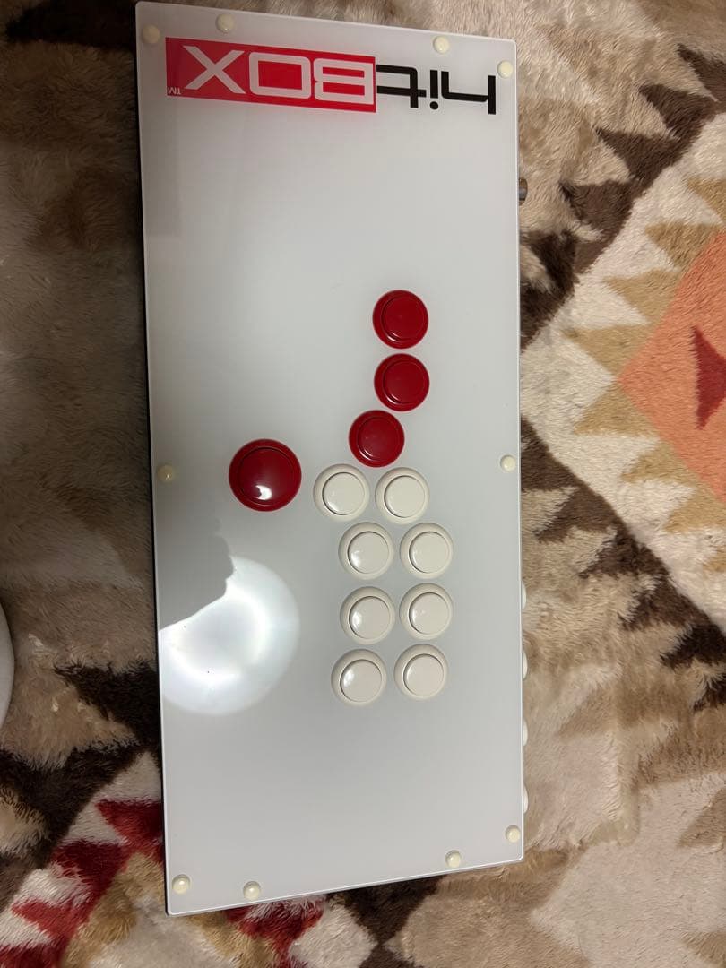 hitBOX アーケードコントローラー ホワイト/レッド
