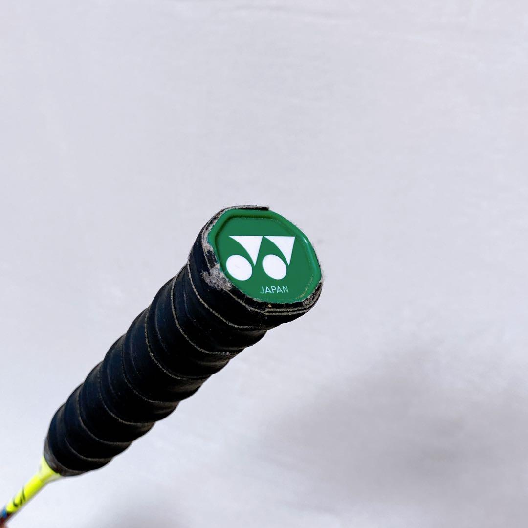 美品　YONEX　ASTROX77 アストロクス77　3UG5　バドミントン