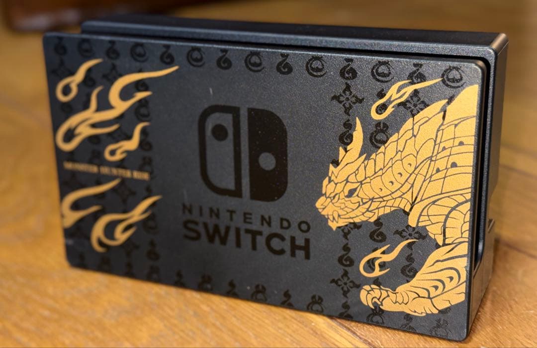 Nintendo Switch 本体　モンスターハンターエディション【即発送可】