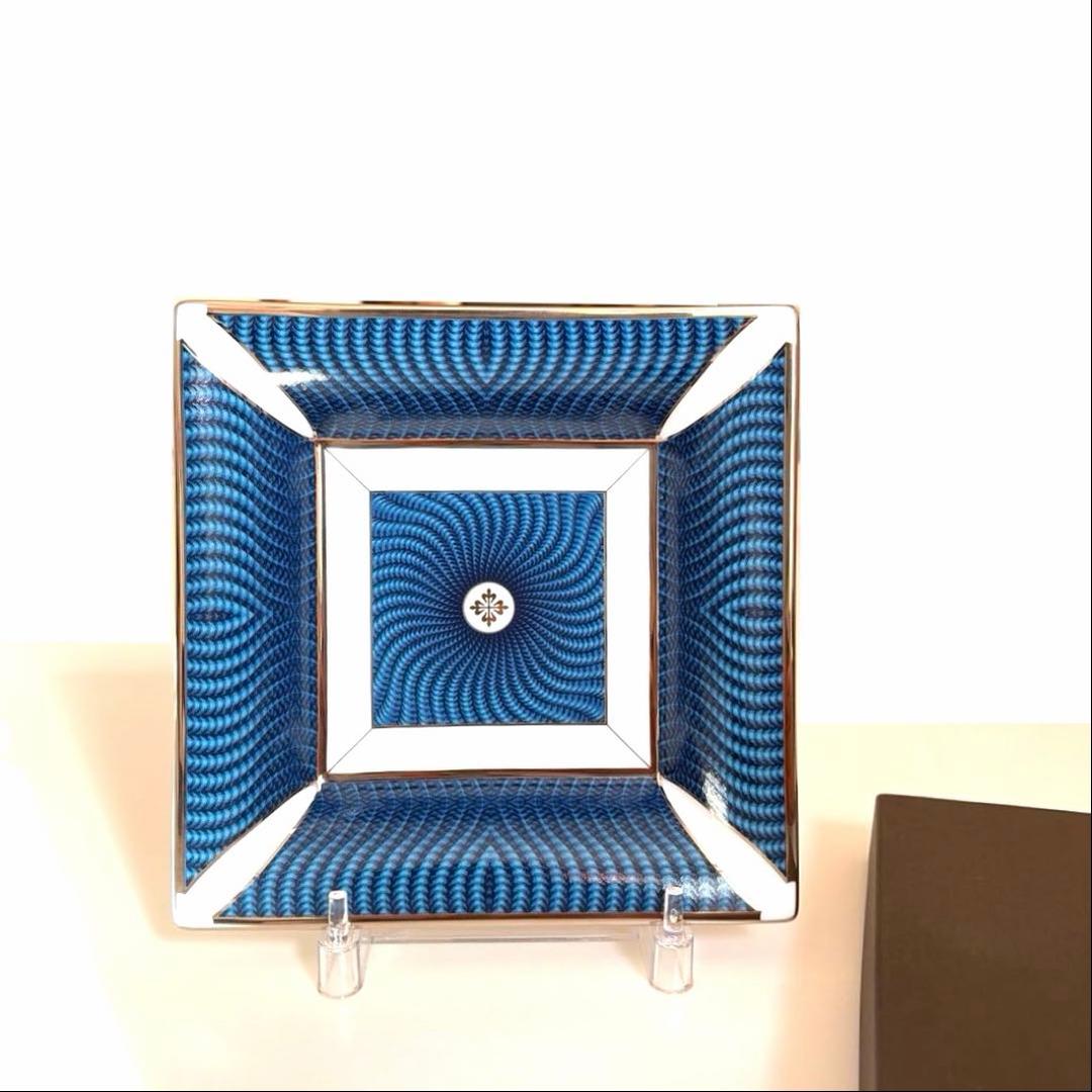 PATEK PHILIPPE プレート