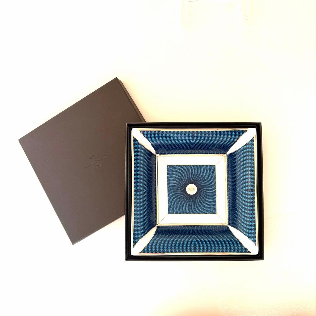 PATEK PHILIPPE プレート