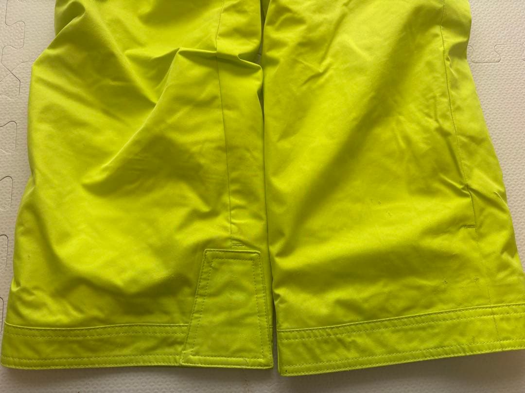 お値下げ歓迎デサントDESCENTE 子供用スキーウェア 140