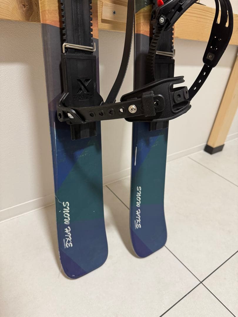 スキーシュー　秀岳荘　ウロコソール　歩くスキー