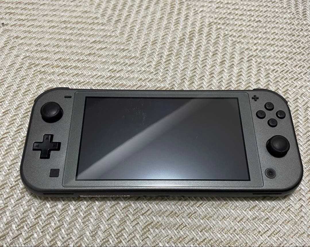 Nintendo Switch Lite グレー　ポケモンデザイン