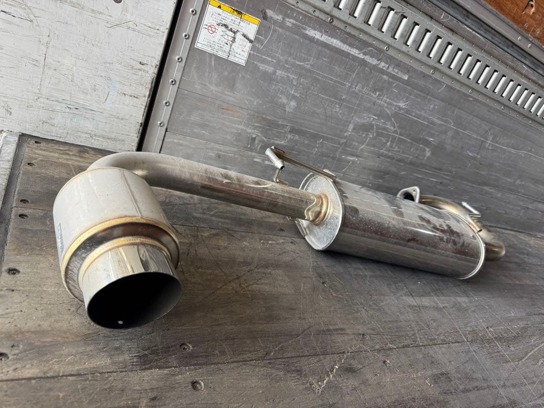 トヨタ　ブレイド　2.4 FF柿本マフラー