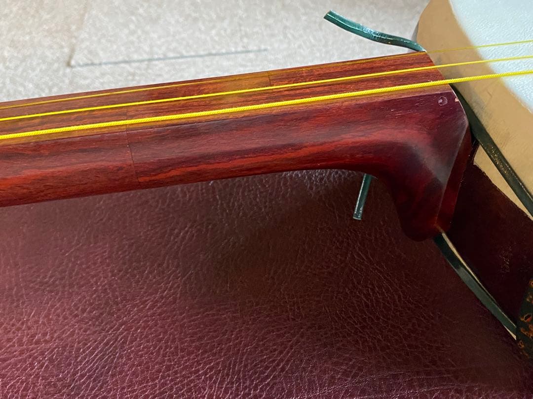 太棹三味線　要皮張り替え