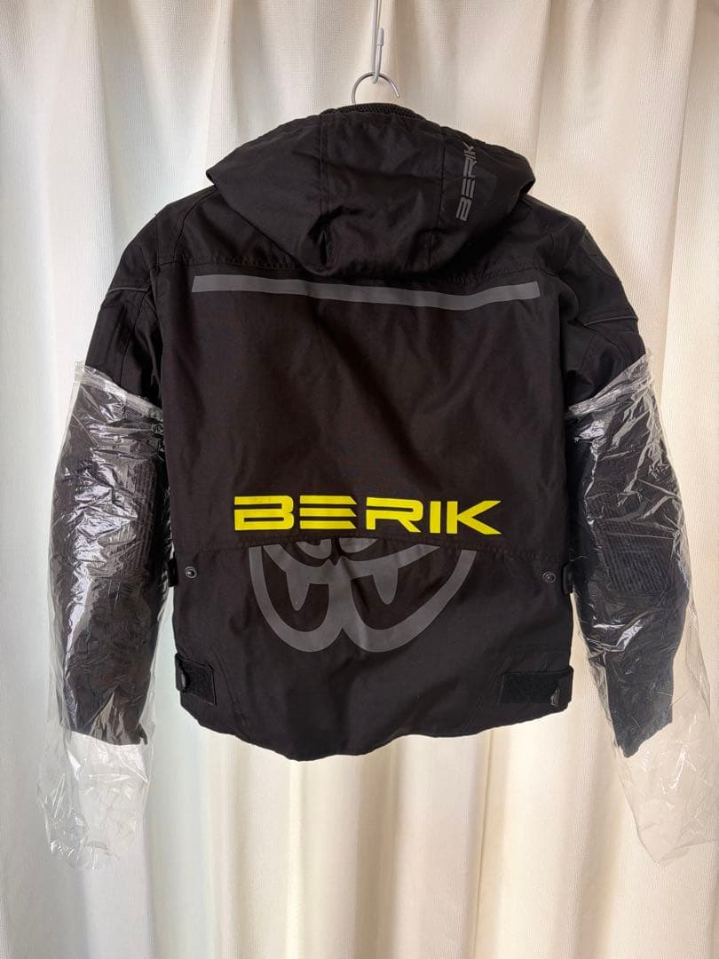 新品　BERIK バイクジャケット サイズ50