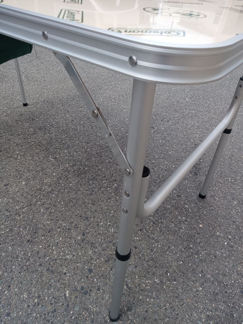 【Coleman】三折テーブル 極美品