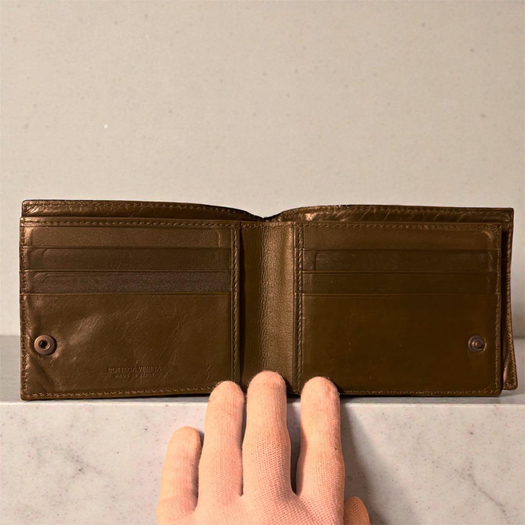 美品BOTTEGA VENETA ボッテガヴェネタ ダークブラウン　二つ折り財布