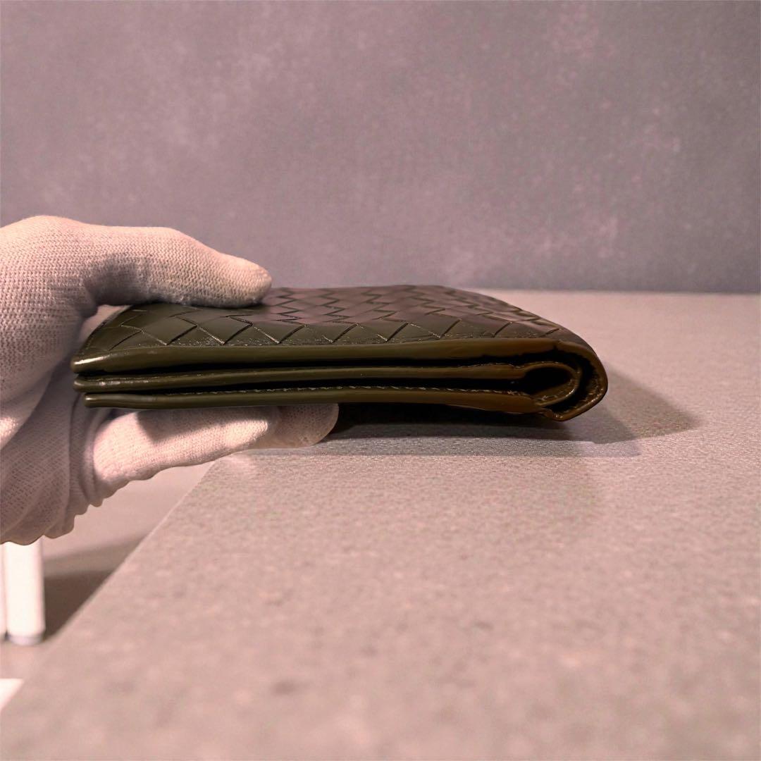 美品BOTTEGA VENETA ボッテガヴェネタ ダークブラウン　二つ折り財布