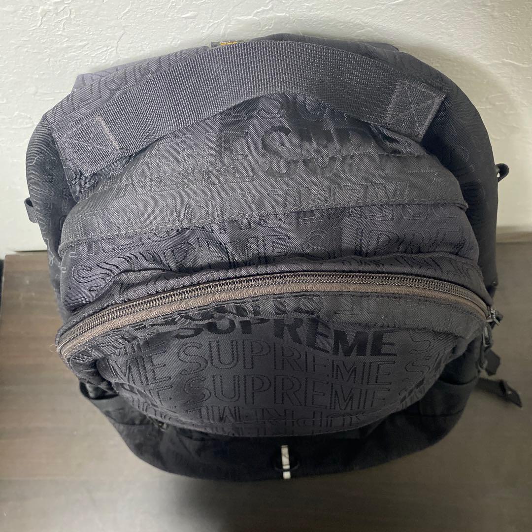Supreme ブラック リュック・バックパック みつき