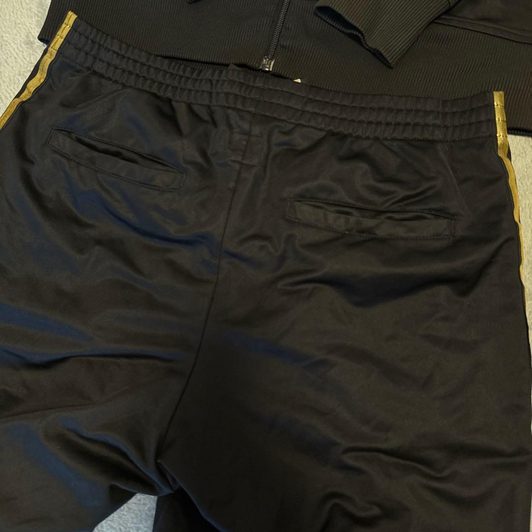 adidas 金　ジャージ　セットアップ　ゴールド