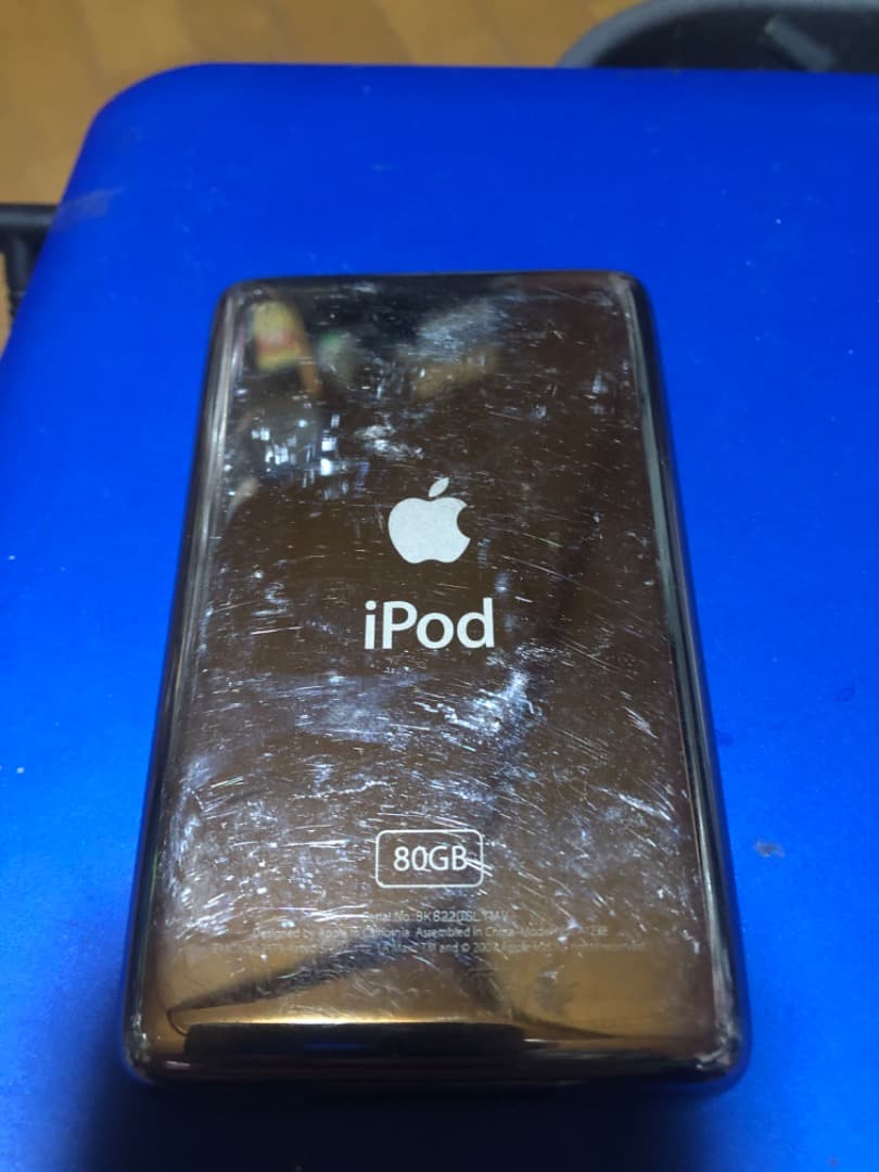 iPod Classic 第6世代80GB　電池新品　液晶黄ばみ