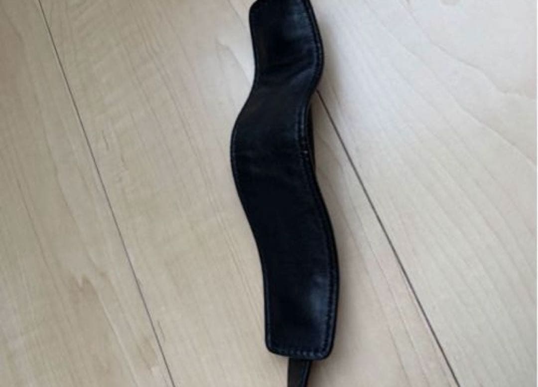 【MIUMIU】編み込みレザー ショルダーバッグ 黒 [型番:5BD180]