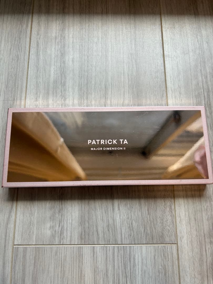 ⭐︎メルカリ上で唯一の在庫⭐︎patrick ta dimension Ⅱ パレット