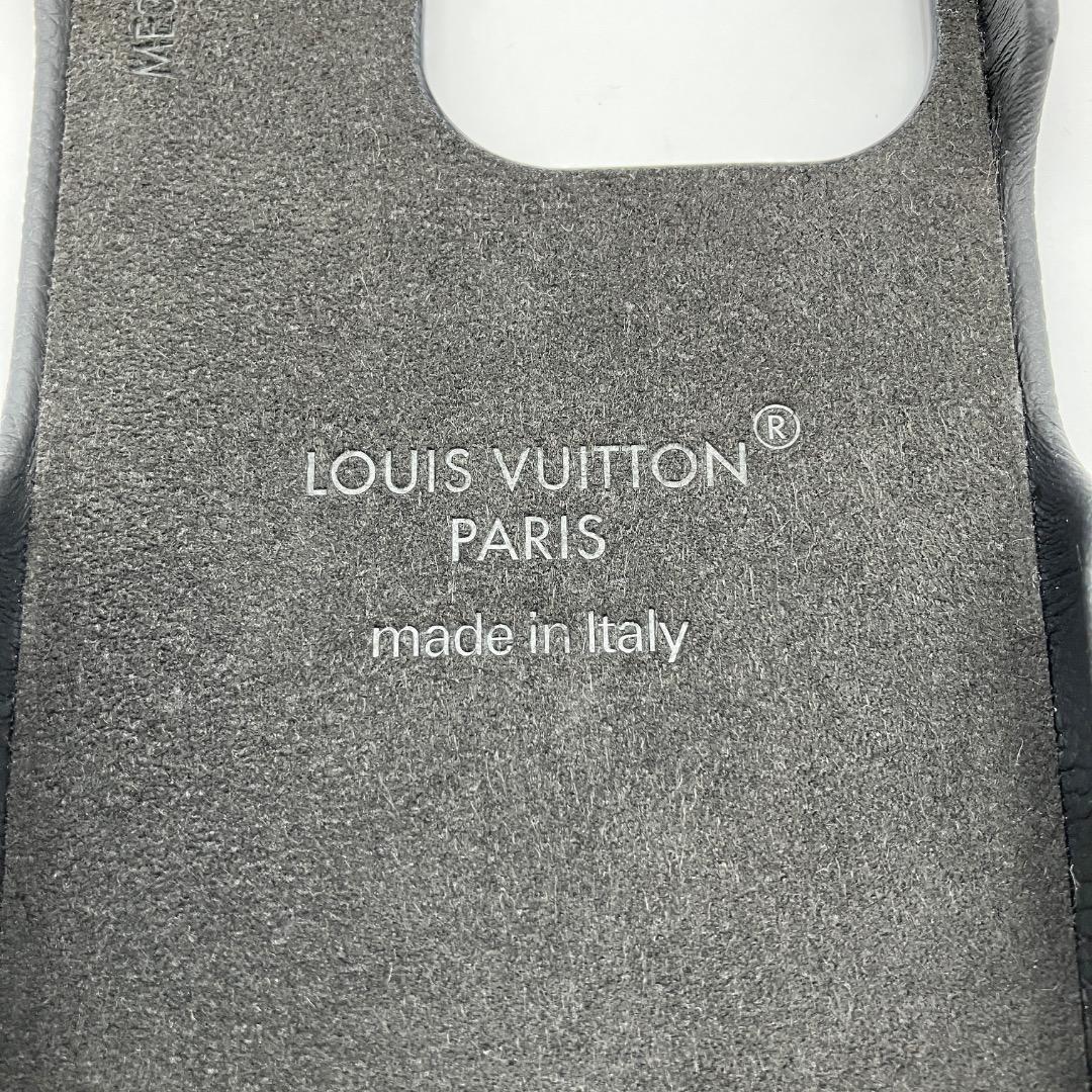 LOUIS VUITTON iPhone バンパー 15 PRO M82889