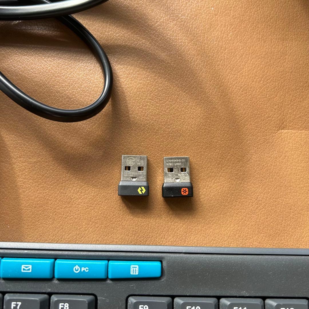 Intel NUC Core i7 ミニPCキット