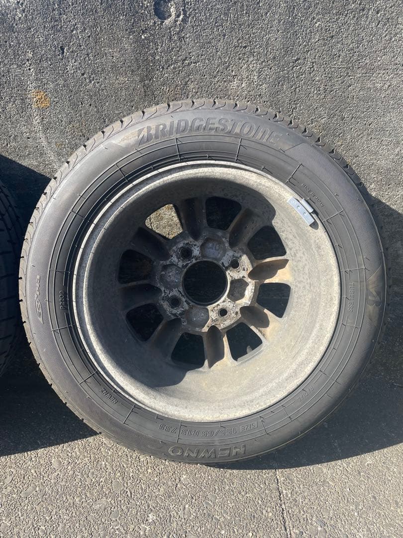 パナスポーツ ホイールガンメタ　13インチ 4穴　PCD114.3 タイヤ山あり