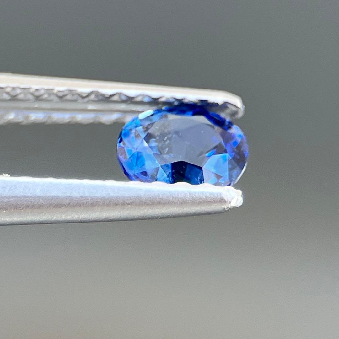 スリランカ産加熱天然ブルーサファイアルース