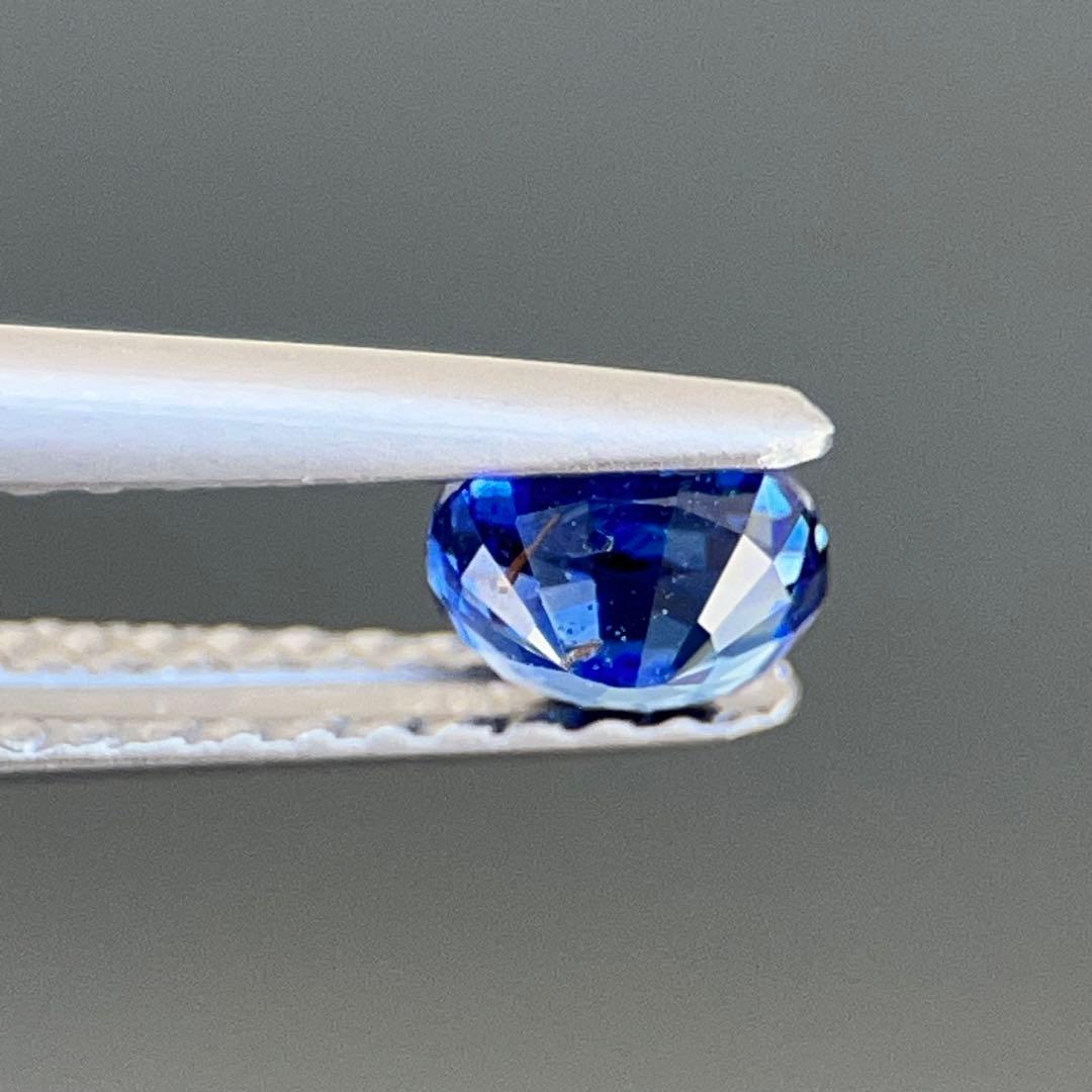 スリランカ産加熱天然ブルーサファイアルース