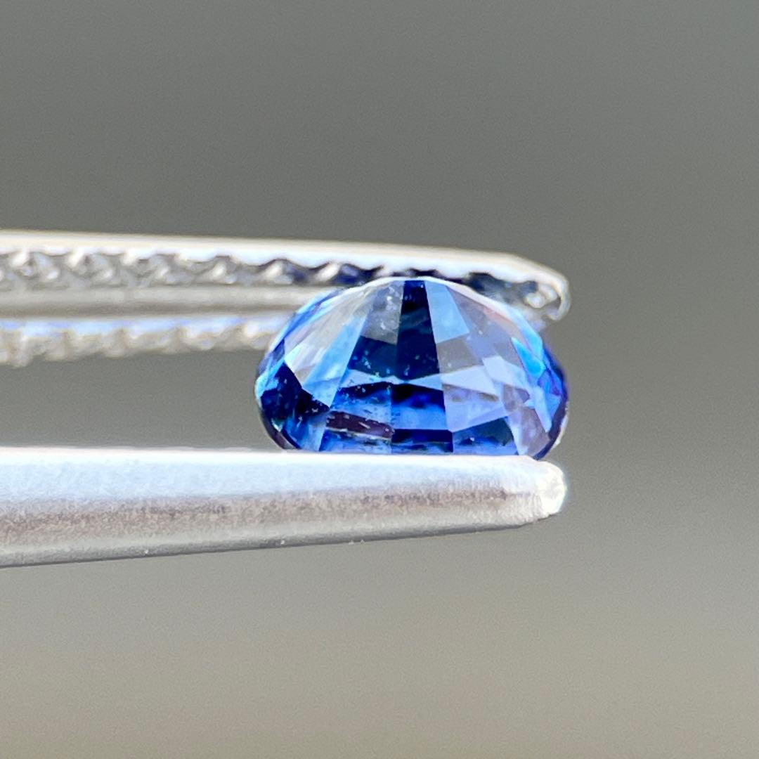 スリランカ産加熱天然ブルーサファイアルース