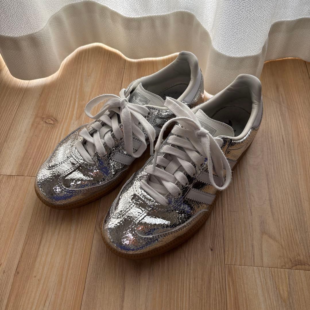 サンバ OG /SAMBA OG adidas メタリックシルバー スニーカー