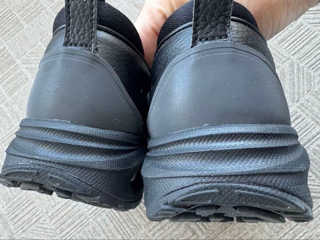 Nike エアマックス　フェノメナ