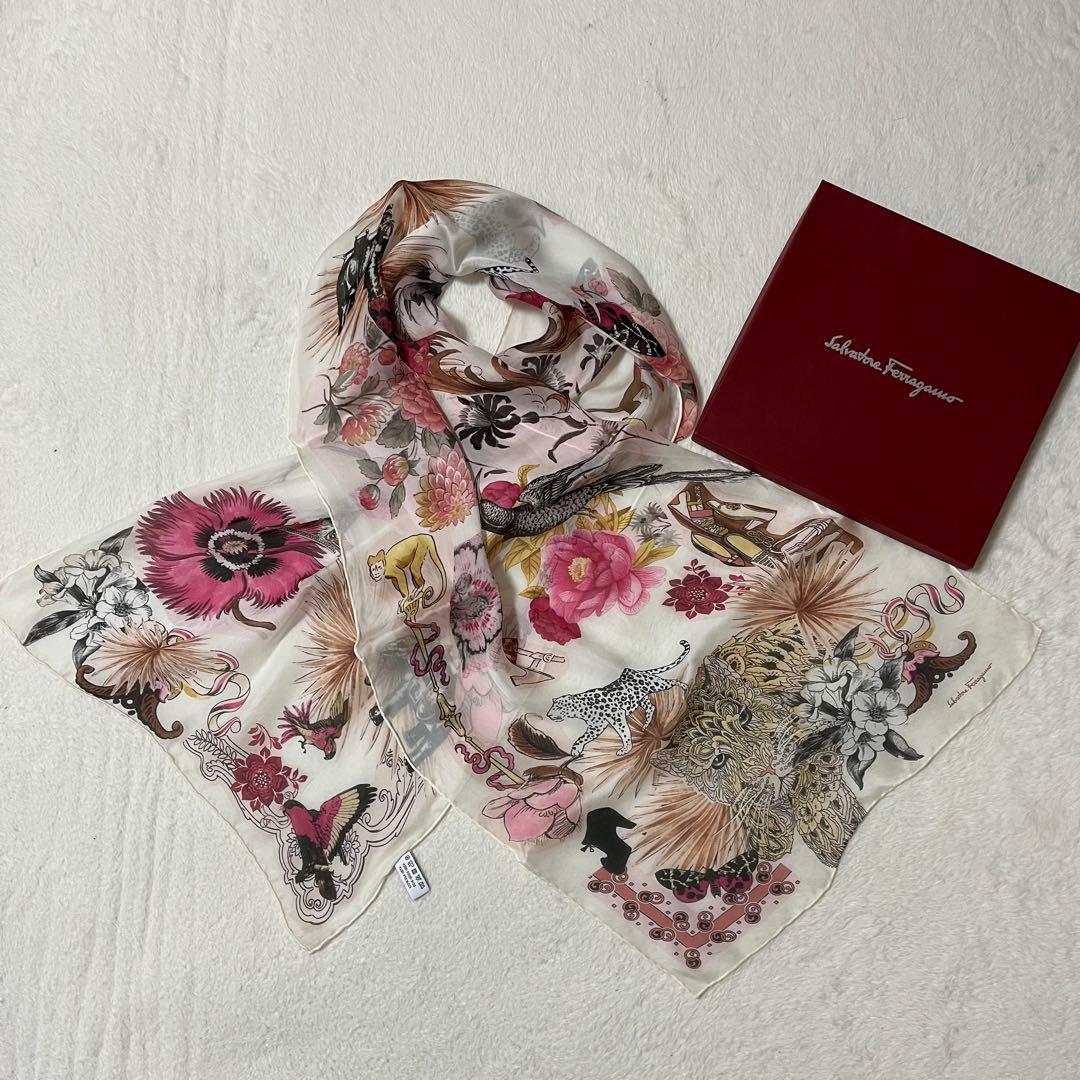 美品　サルバトーレフェラガモ　シフォン　ストール　虎　鳥　花柄