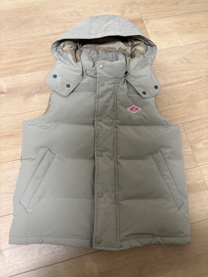 DANTON ダントン　ダウンベスト　ベージュ　サイズ36 ユニセックス