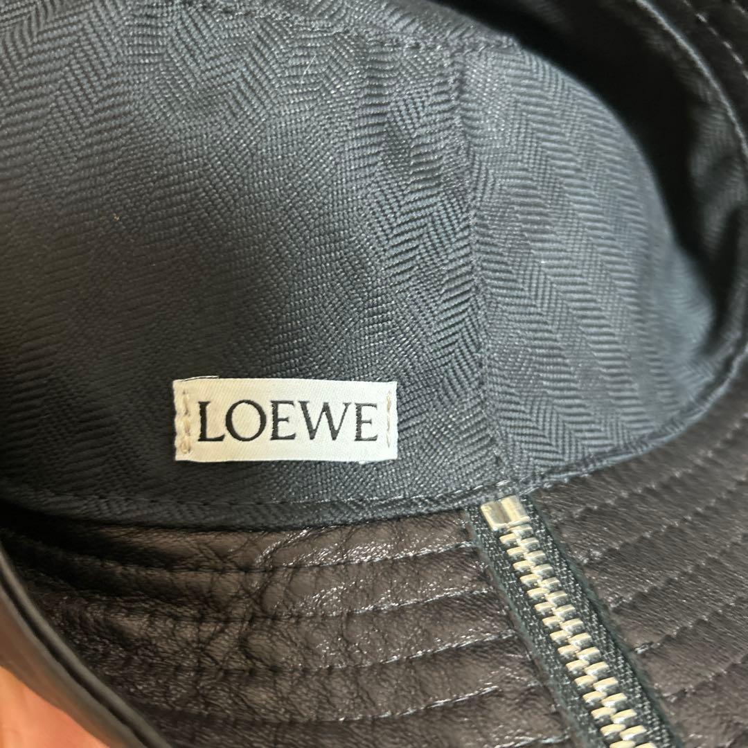 く*ん様 【匿名配送】LOEWE レザー バケットハット　S
