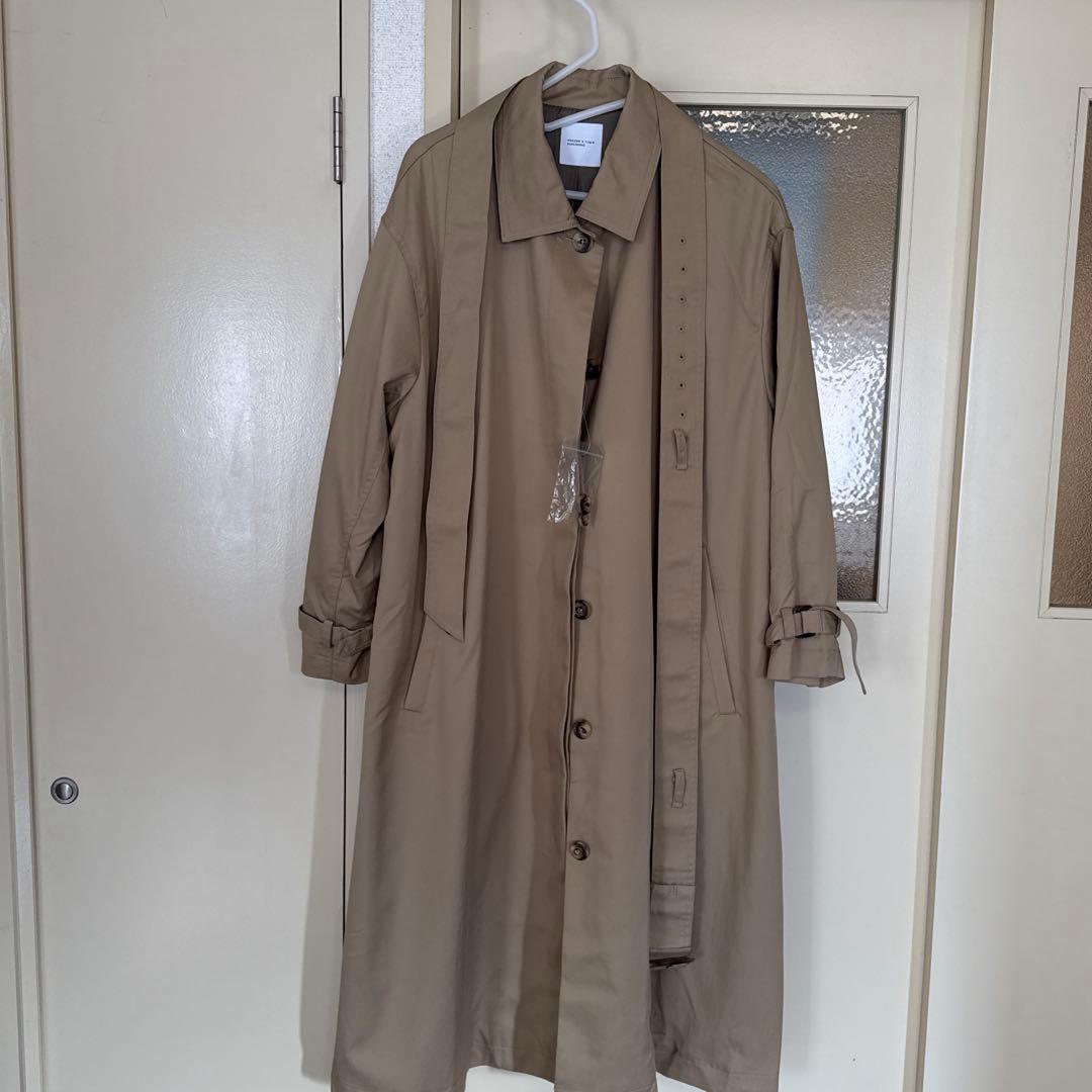 【新品未使用】「こんなの欲しいを、詰め込んで」着こなしきまるトレンチコート S