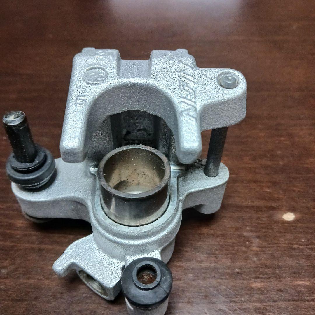 klx250.dトラッカー250ブレーキキャリパー