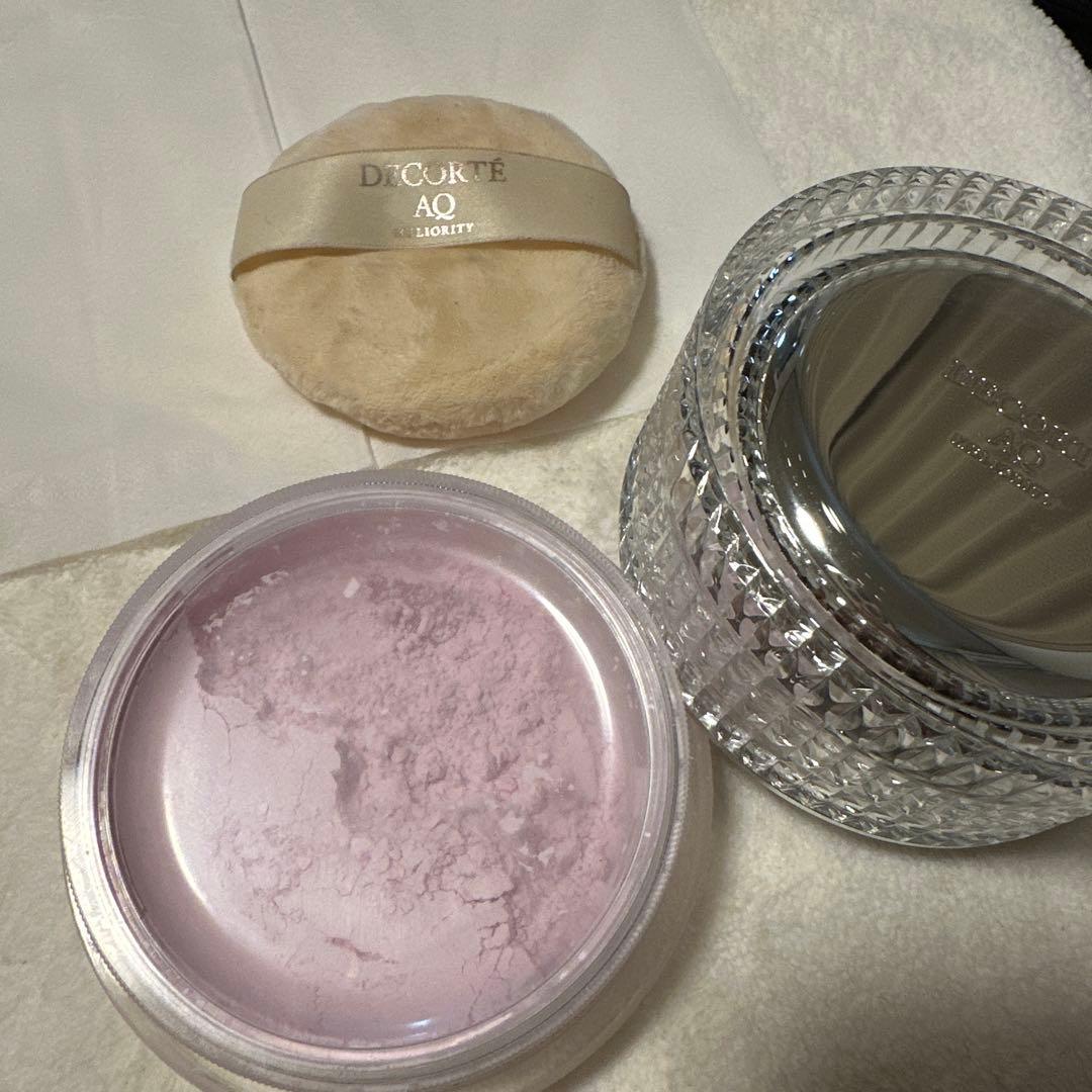 コスメデコルテAQミリオリティ　フェイスパウダー