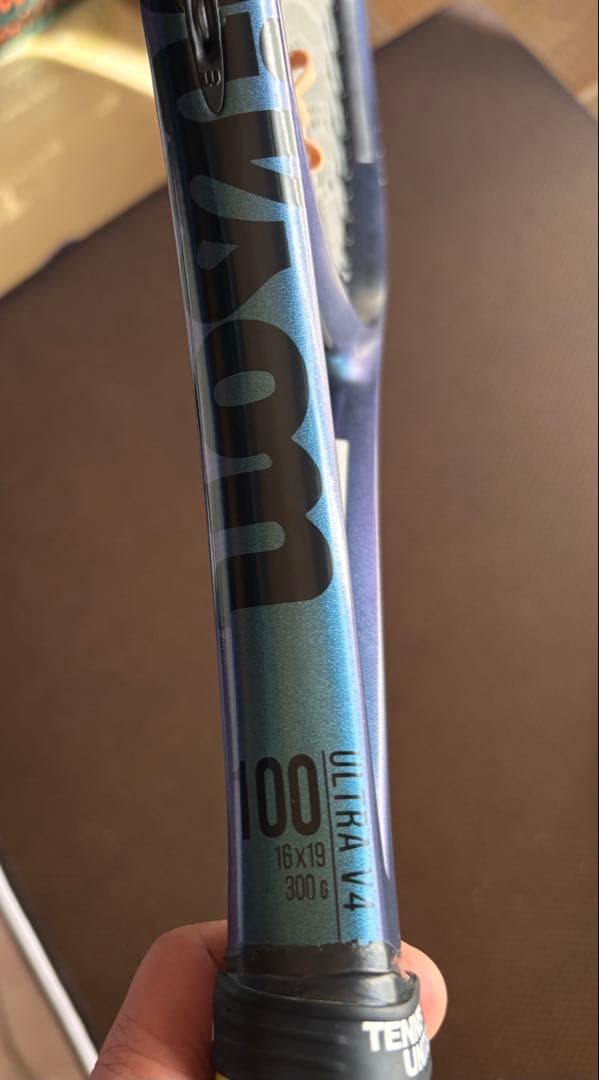 Wilson Ultra 100 テニスラケット