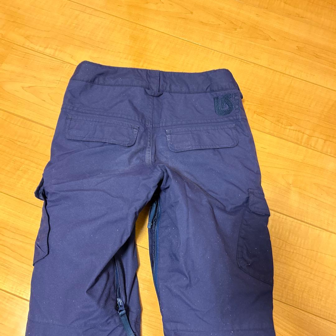 値下げ　バートン　キッズM ファー付きスノーボードウェア 上下セット　140cm