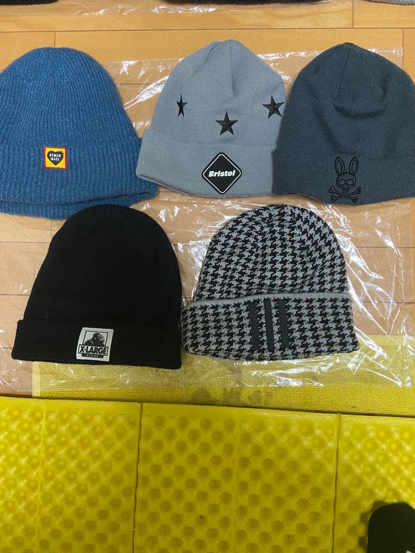 人気ブランド　ニット帽セット 13点まとめ売り