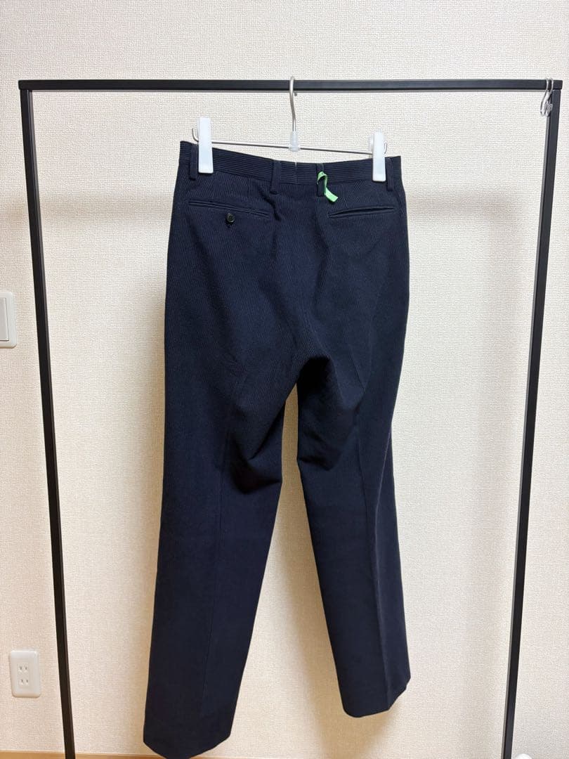 comoli 22aw ウールコーデュロイ　ワンタックパンツ