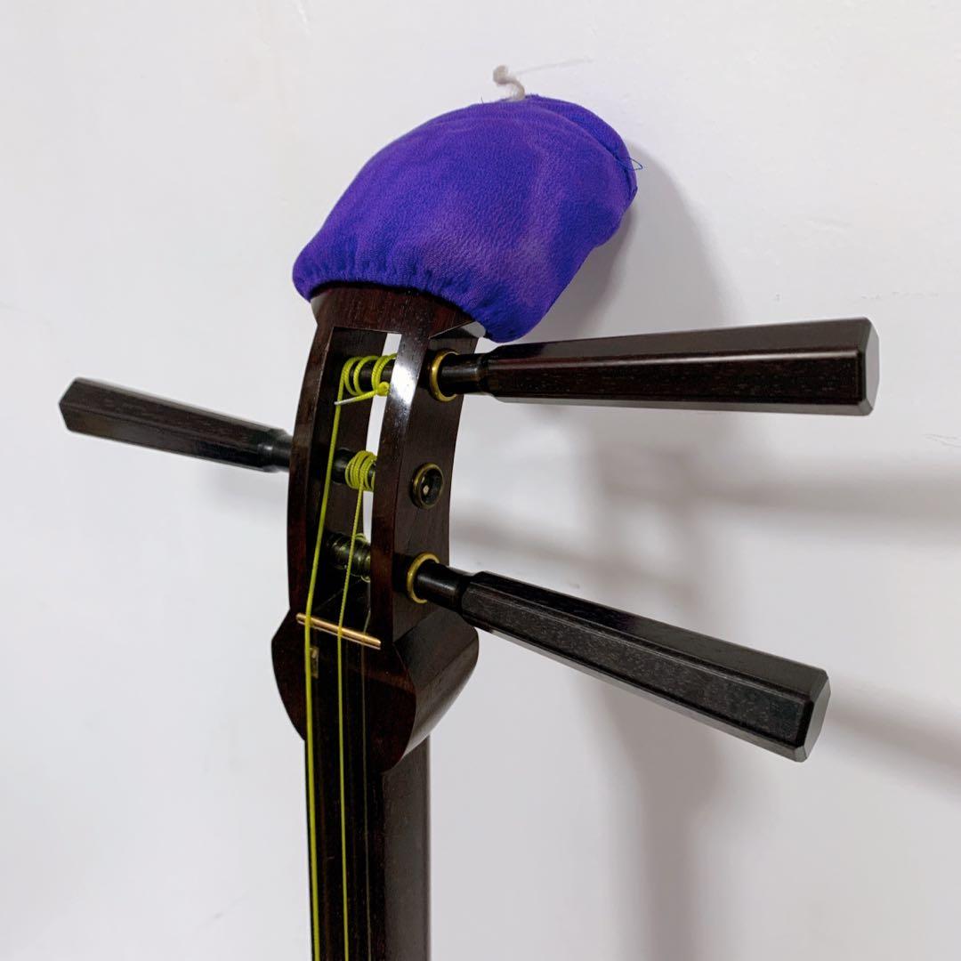 【送料込】高級 三味線 中棹 紅木 津軽張り 東触り 丸打ち胴 ケース付き