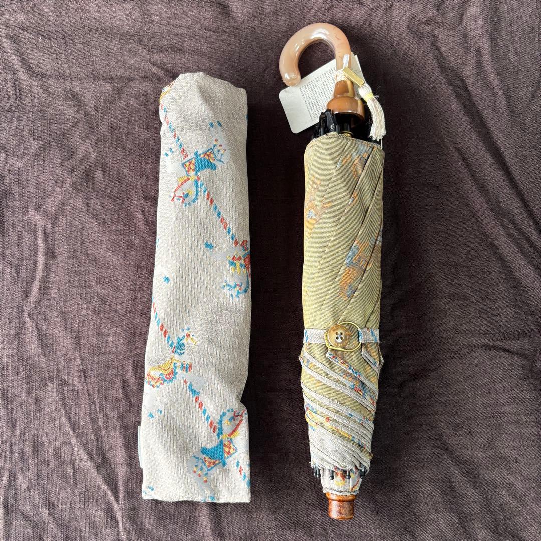 イイダ傘店　木馬