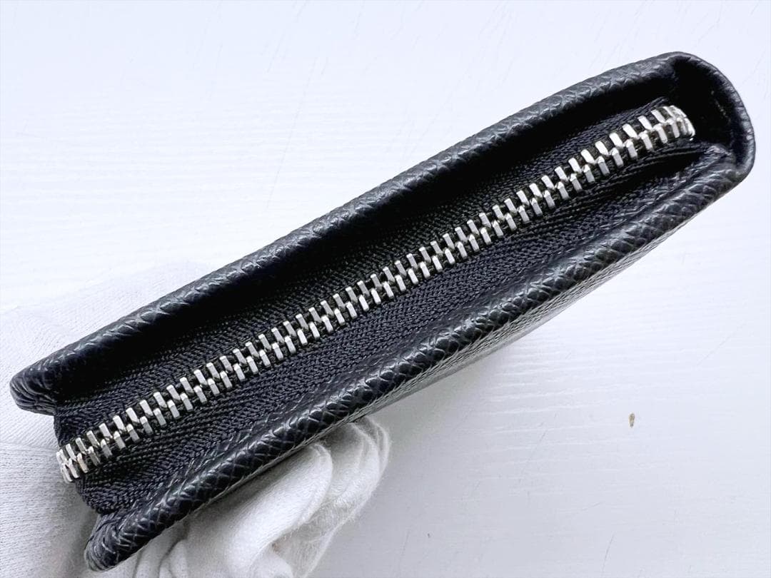 ほぼ未使用　ルイヴィトン　タイガ　ポルトモネビエジップ　財布　M30672