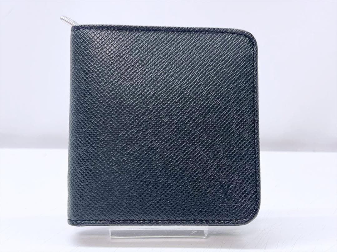 ほぼ未使用　ルイヴィトン　タイガ　ポルトモネビエジップ　財布　M30672