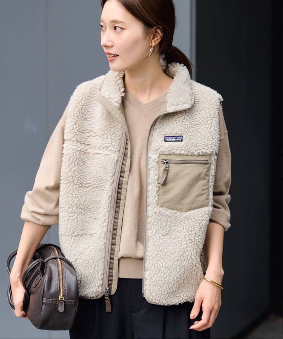 Patagonia フレームワーク　ベスト　新品