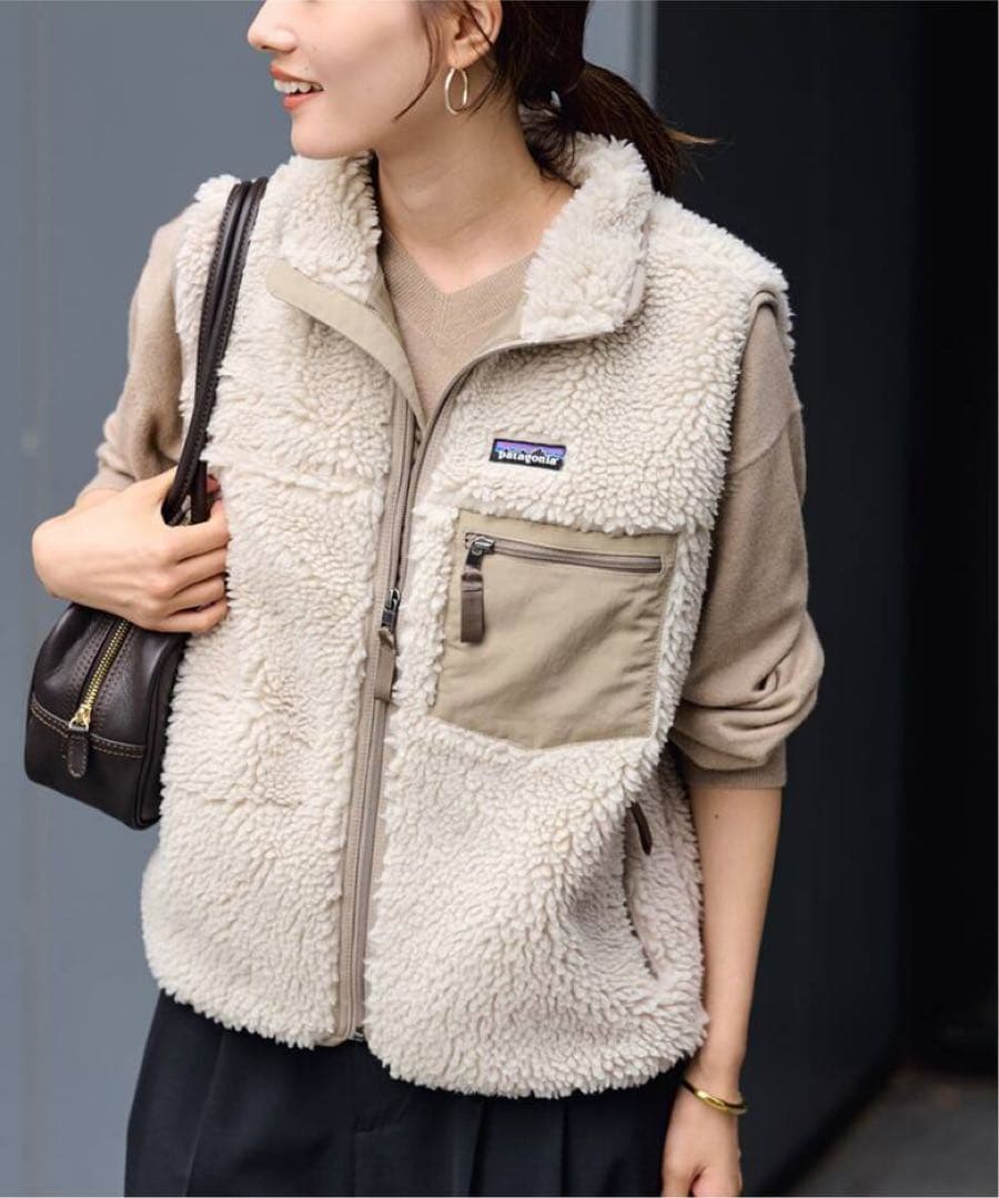 Patagonia フレームワーク　ベスト　新品